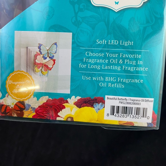 The Pioneer Woman Beautiful Butterfly Plug In Fragrance Oil Diffuser Light - Picture 4 of 5